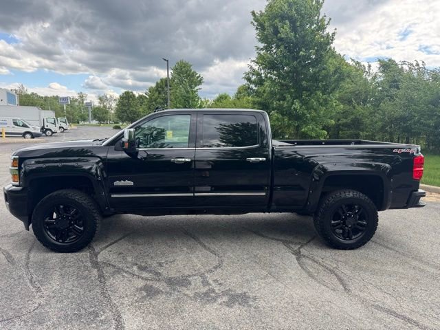 Used 2017 Chevrolet Silverado 2500 High Country AWD/4WD image 4