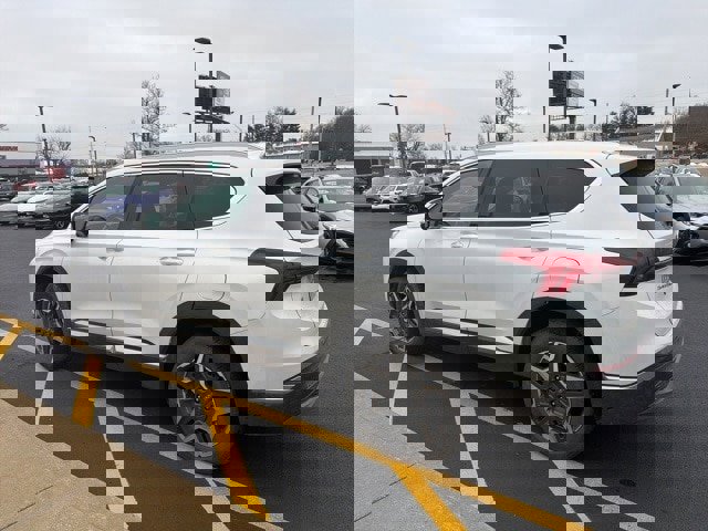 Used 2022 Hyundai Santa Fe Limited image 15