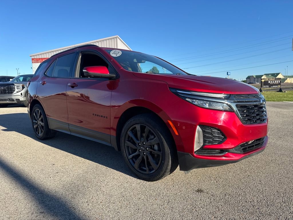 Used 2022 Chevrolet Equinox RS w/ RS Leather Package image 10