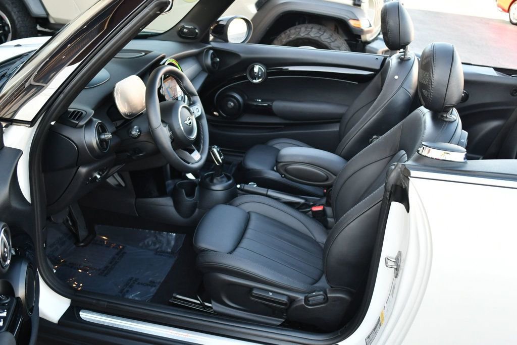 Used 2024 MINI Cooper S w/ Seaside Edition image 63