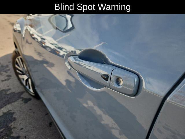 Used 2023 Nissan Kicks SR w/ SR Premium Package image 21