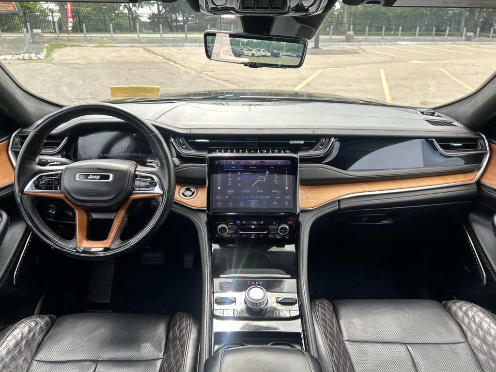 Certified 2023 Jeep Grand Cherokee Summit AWD/4WD image 26