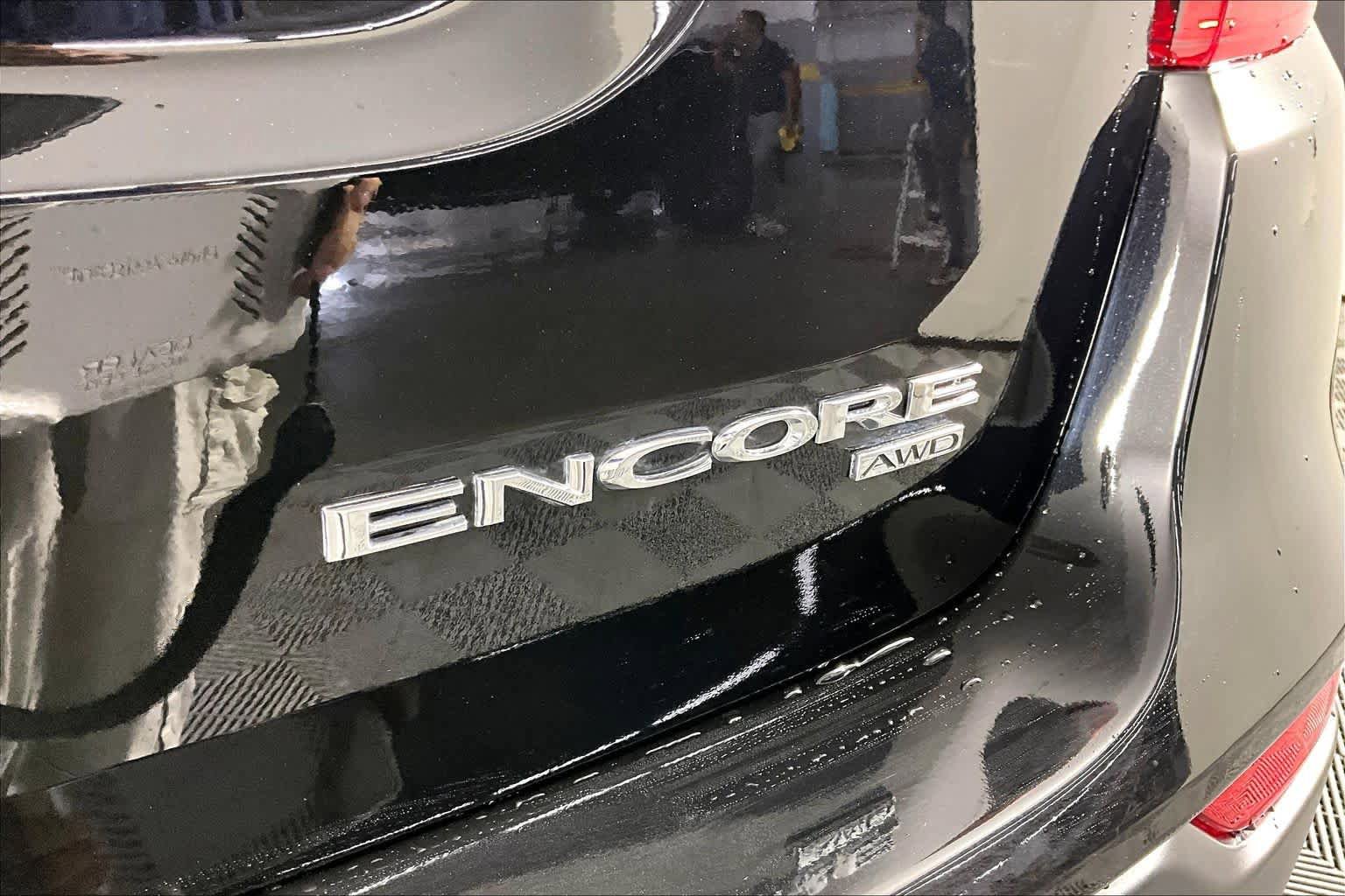 Certified 2022 Buick Encore Preferred AWD/4WD image 27