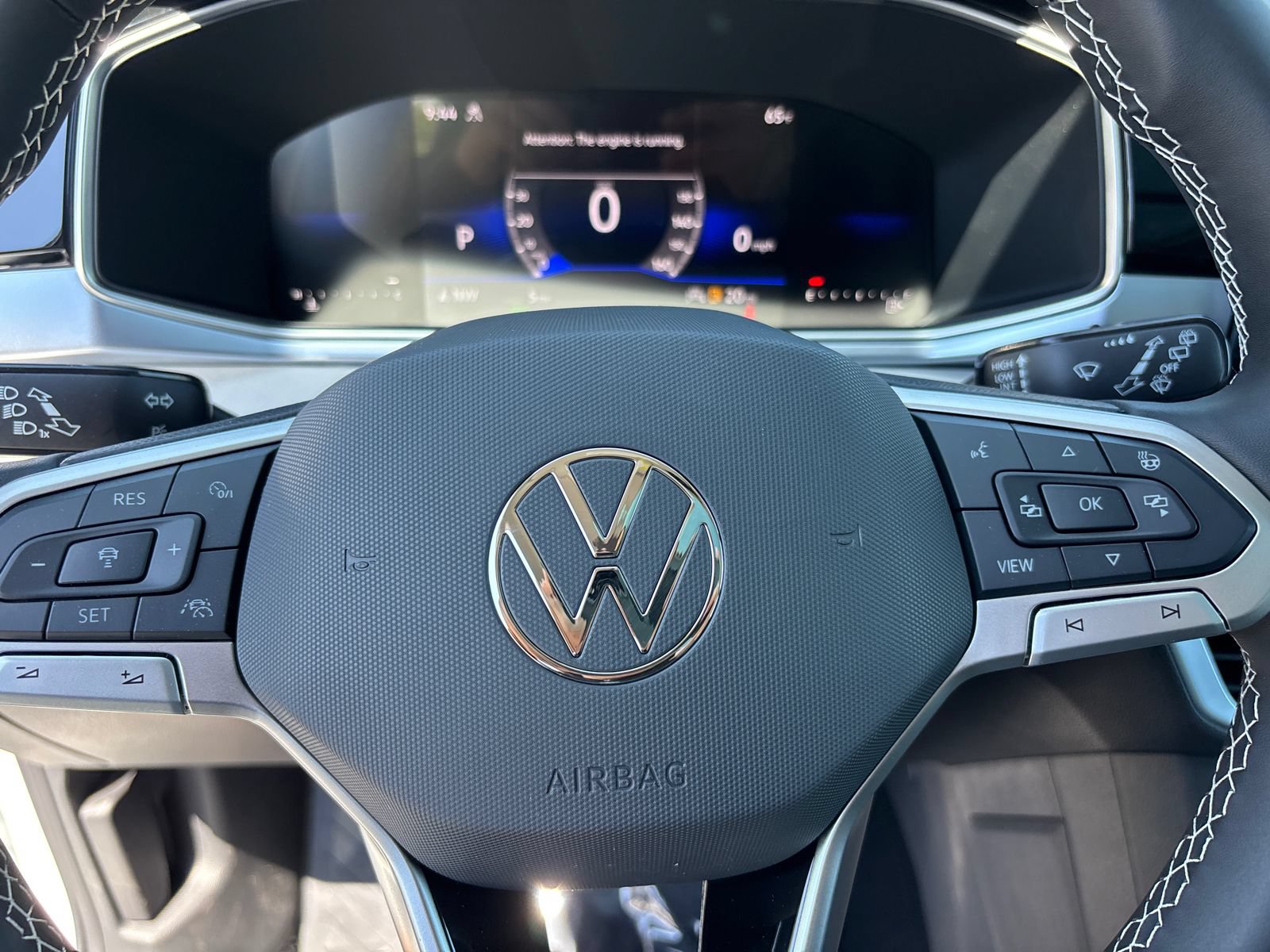 New 2026 Volkswagen Taos SE AWD/4WD image 16