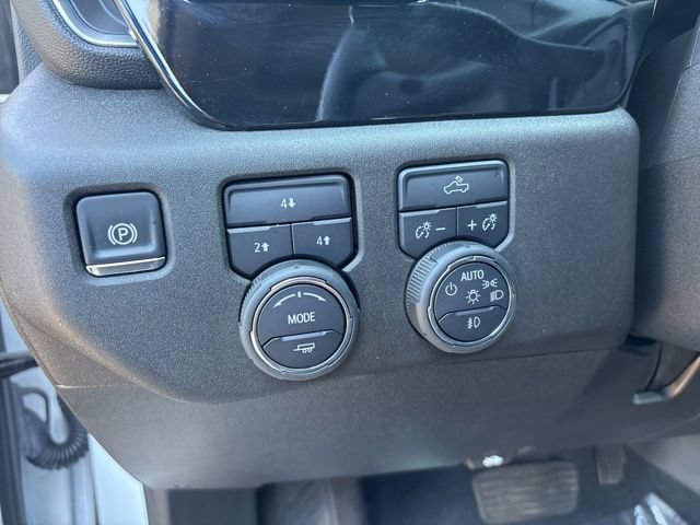 Used 2025 Chevrolet Silverado 2500 LT w/ Convenience Package AWD/4WD image 6