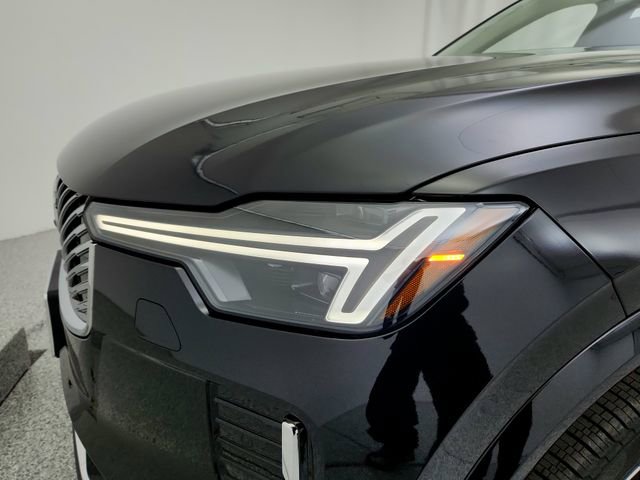 New 2025 Volvo XC90 B6 Plus w/ Protection Package Premier image 30