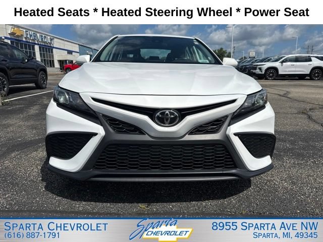 Used 2024 Toyota Camry SE FWD image 8