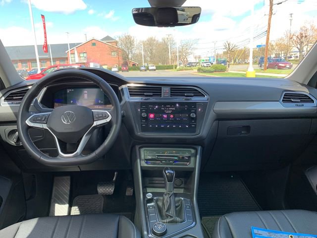 Used 2022 Volkswagen Tiguan SE image 15