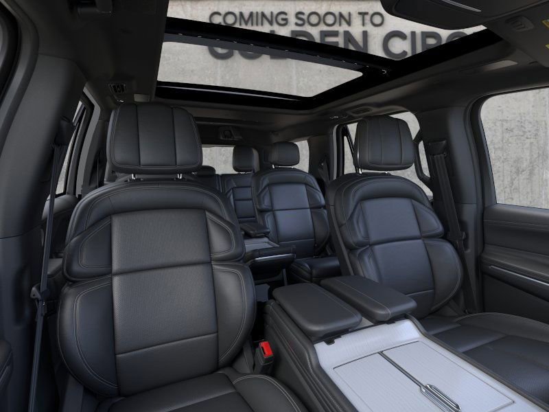 New 2026 Lincoln Navigator Reserve image 10