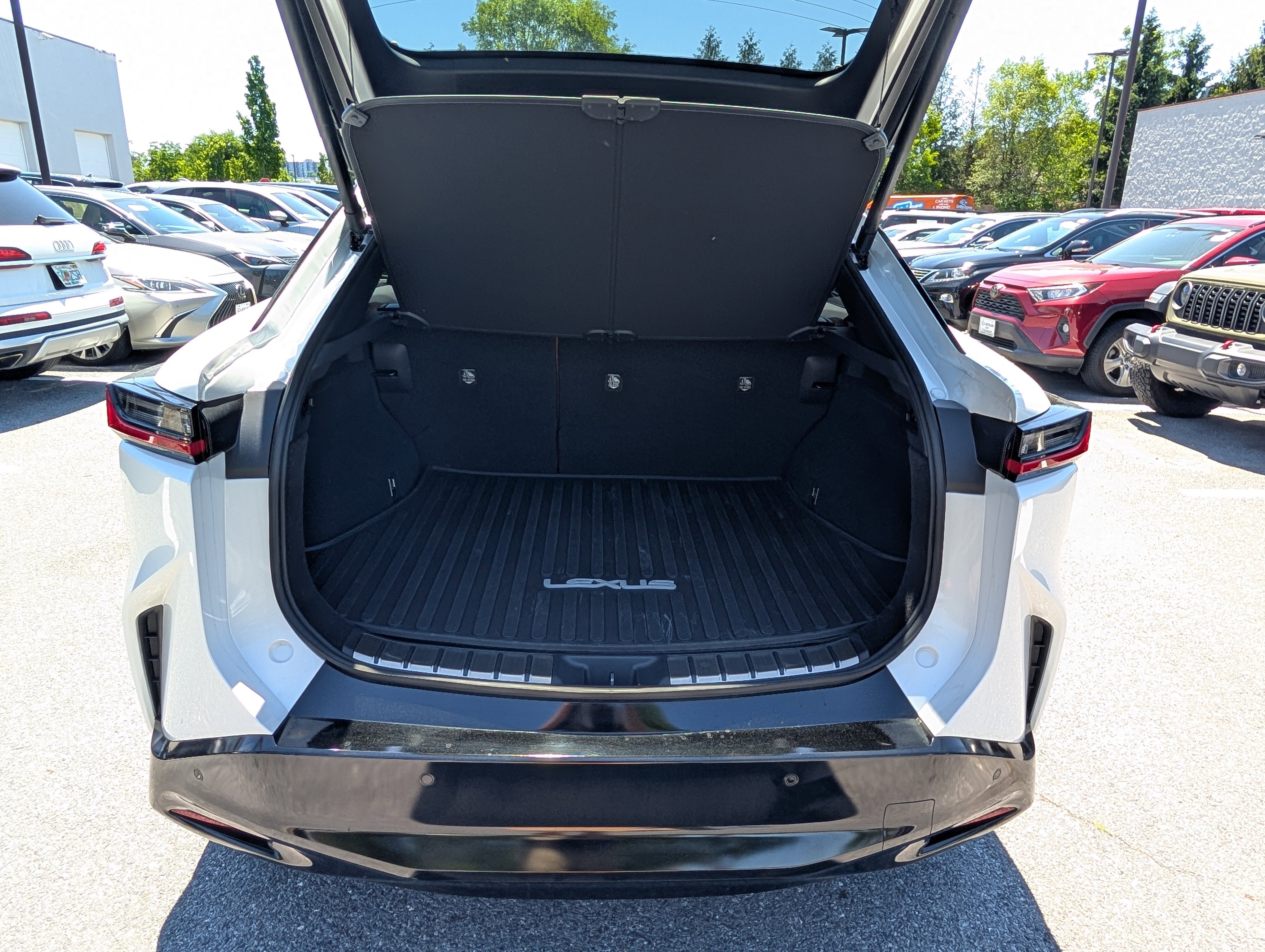 Used 2024 Lexus RZ 300e Premium w/ Accessory Package (Z1) FWD image 13