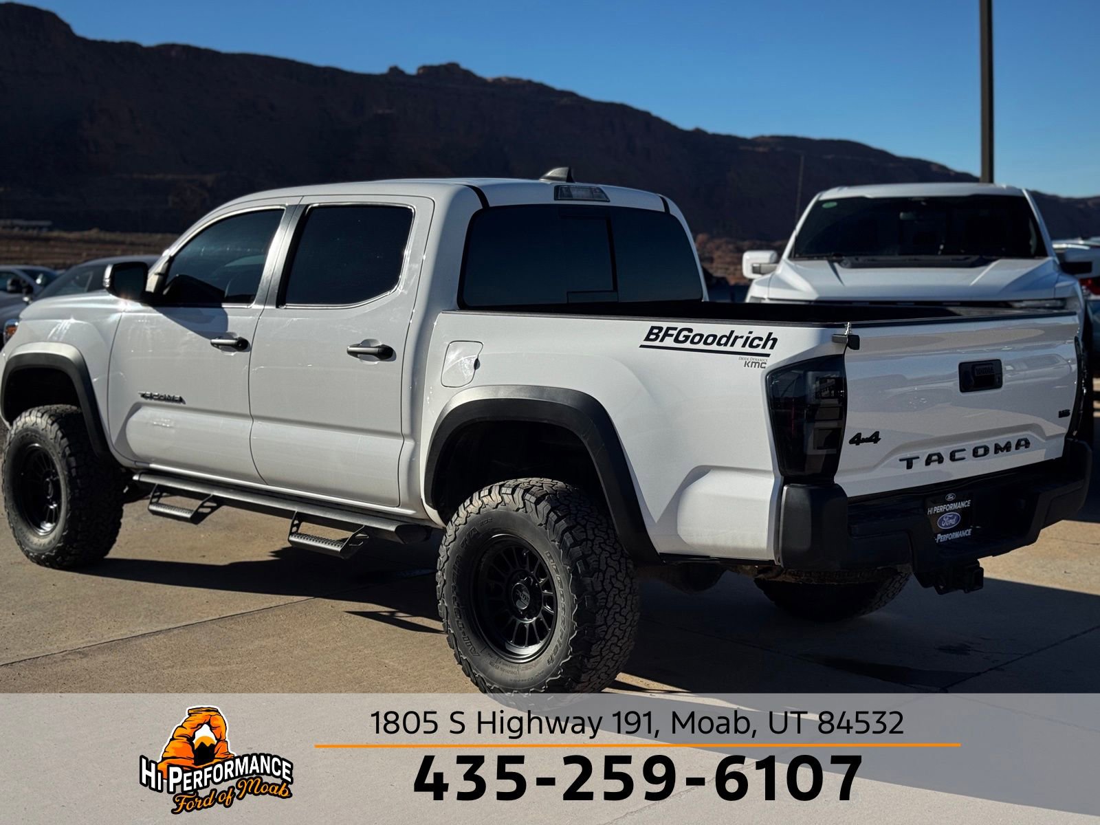 Used 2023 Toyota Tacoma TRD Off-Road image 9
