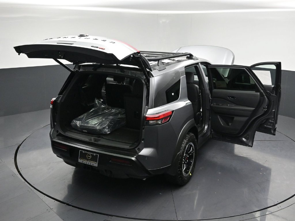 New 2026 Nissan Pathfinder Rock Creek w/ Rock Creek Premium Package AWD/4WD image 35