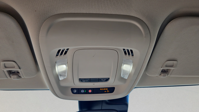 Used 2022 Buick Envision Preferred AWD/4WD image 11