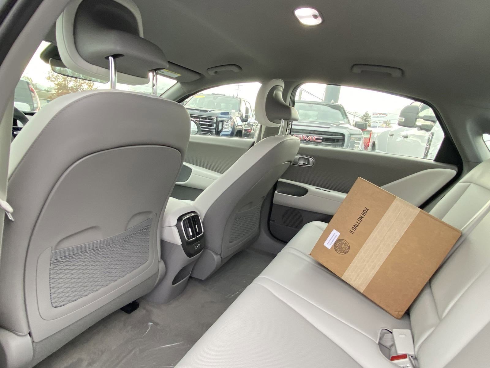 New 2025 Hyundai Ioniq 6 SEL AWD/4WD image 16