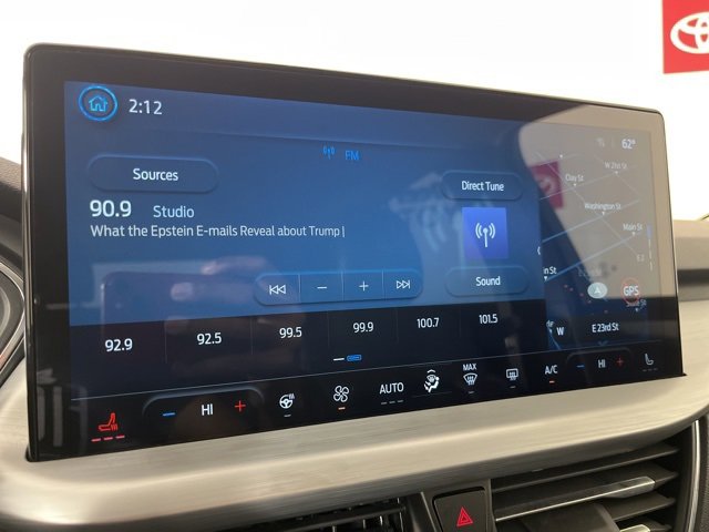 Used 2025 Ford Escape Platinum image 11