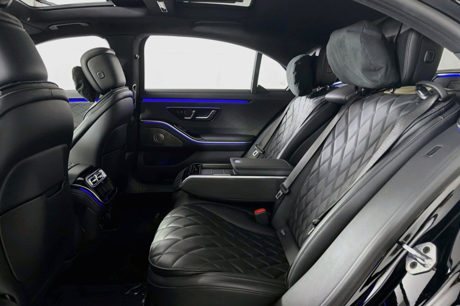 Certified 2022 Mercedes-Benz S 580 4MATIC Sedan image 9