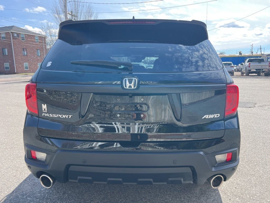 Used 2023 Honda Passport EX-L image 4