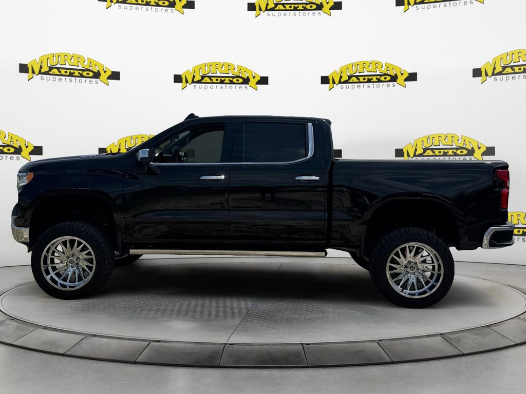 Used 2022 Chevrolet Silverado 1500 LTZ w/ LTZ Premium Package AWD/4WD image 2