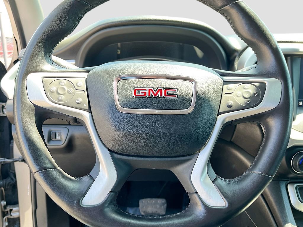 Used 2022 GMC Acadia SLT w/ Preferred Package image 11