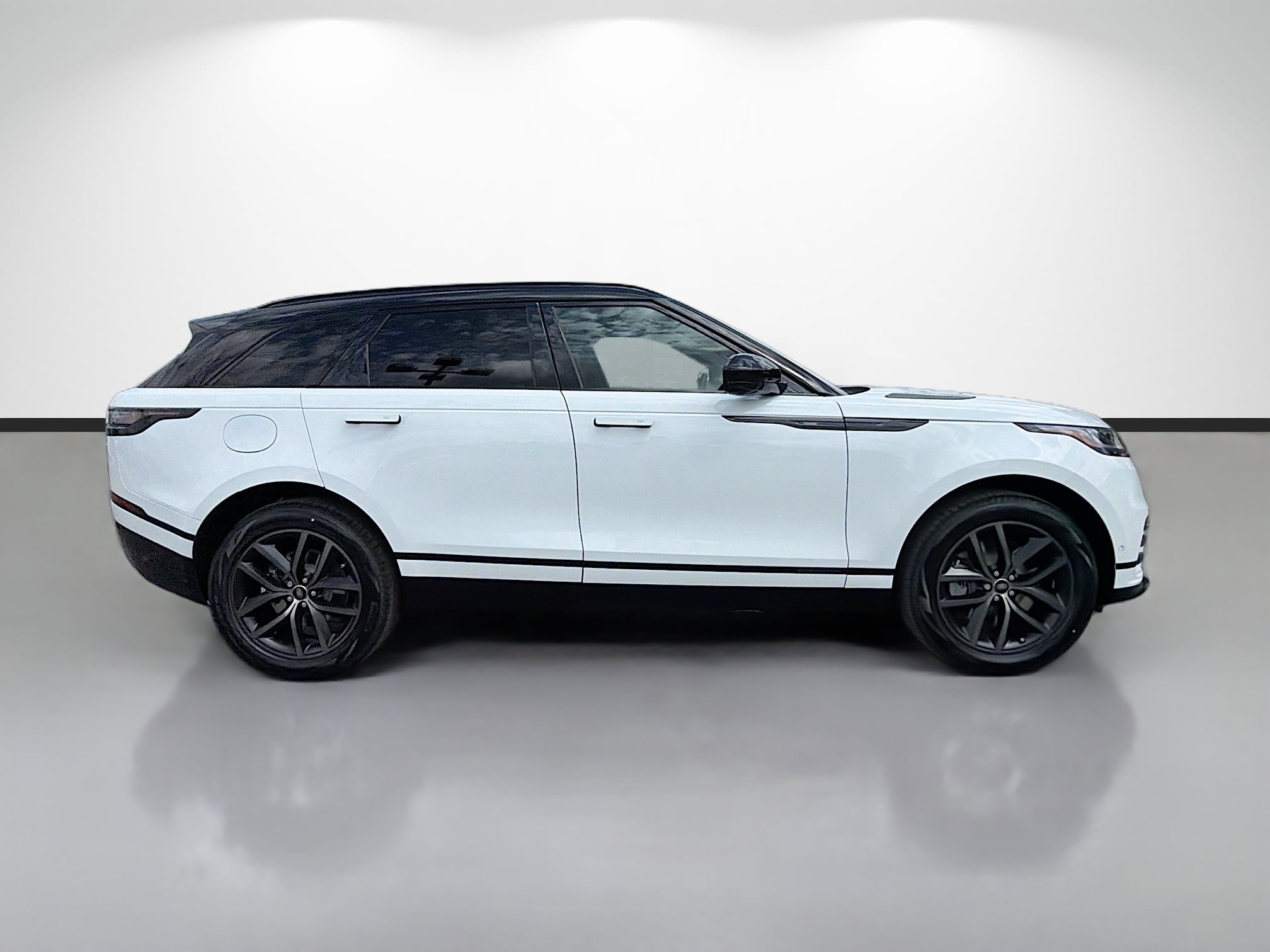 New 2026 Land Rover Range Rover Velar Belgravia AWD/4WD image 6