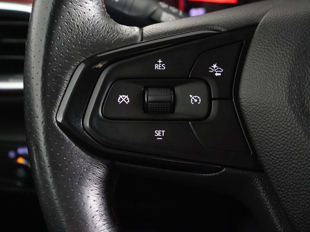 Used 2021 Chevrolet TrailBlazer RS w/ Convenience Package image 39