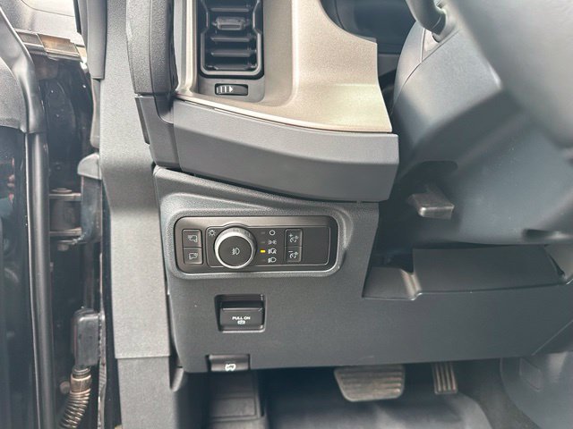 Used 2025 Ford Bronco Outer Banks w/ Sasquatch Package AWD/4WD image 10