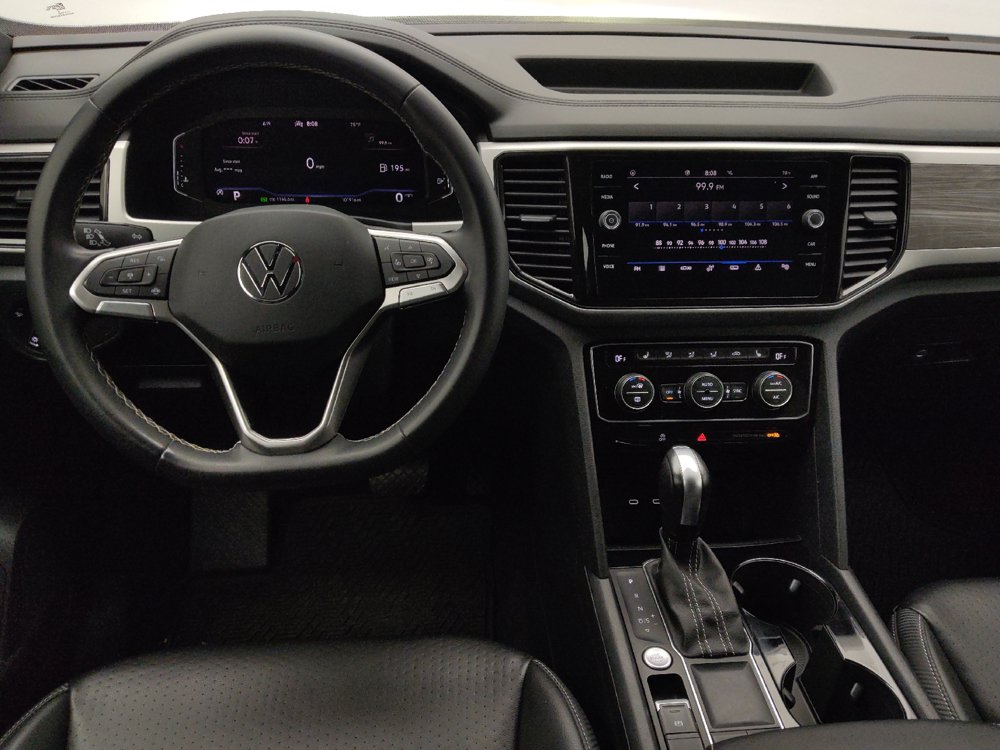 Used 2022 Volkswagen Atlas Cross Sport SE FWD image 22