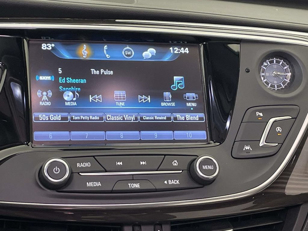 Used 2020 Buick Envision Premium w/ LPO, Road Trip Package AWD/4WD image 23