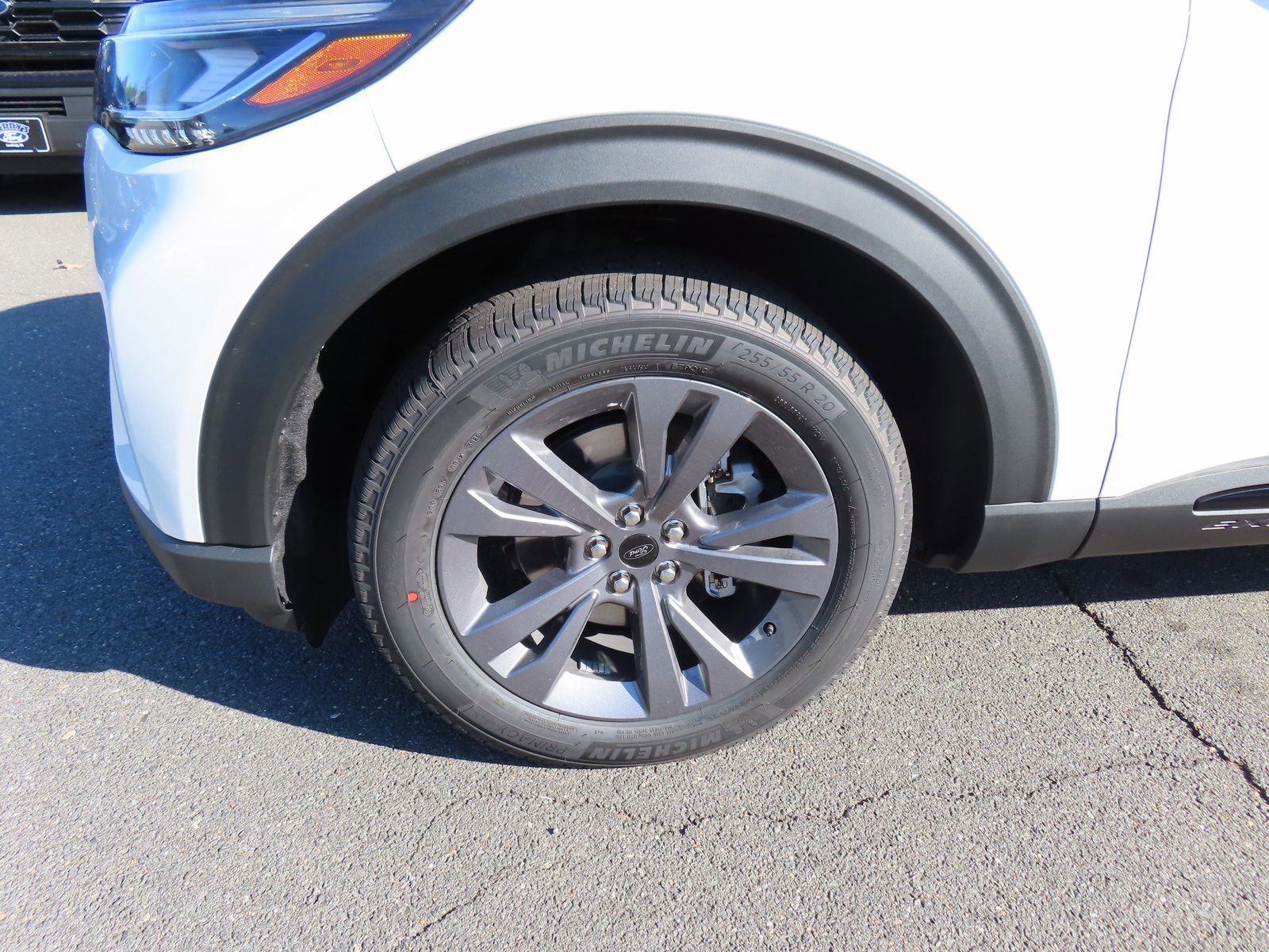 New 2026 Ford Explorer Active w/ Active Comfort Package image 7