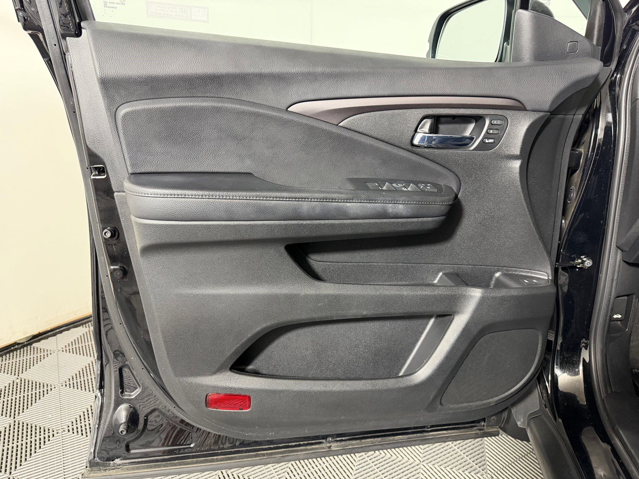 Used 2021 Honda Passport EX-L image 22