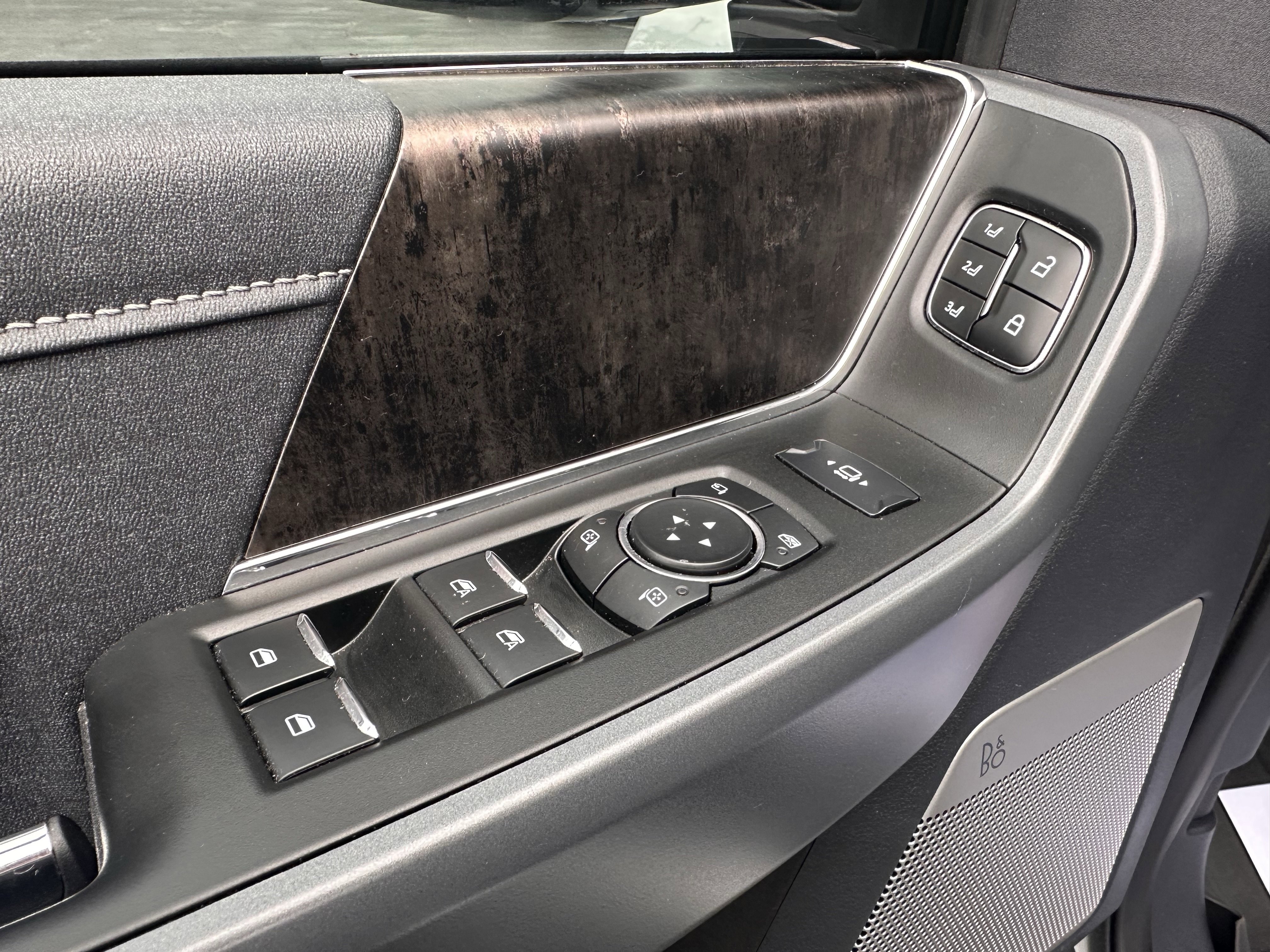 Used 2024 Ford F250 Lariat w/ Lariat Ultimate Package image 18