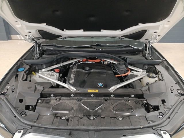 Used 2025 BMW X5 xDrive50e image 36