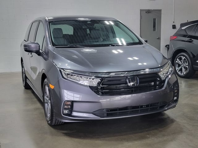 Certified 2023 Honda Odyssey EX image 4