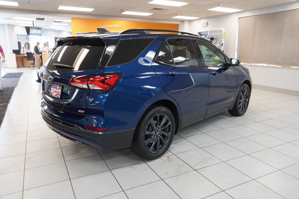 Certified 2022 Chevrolet Equinox RS w/ LPO, Floor Liner Package FWD image 6