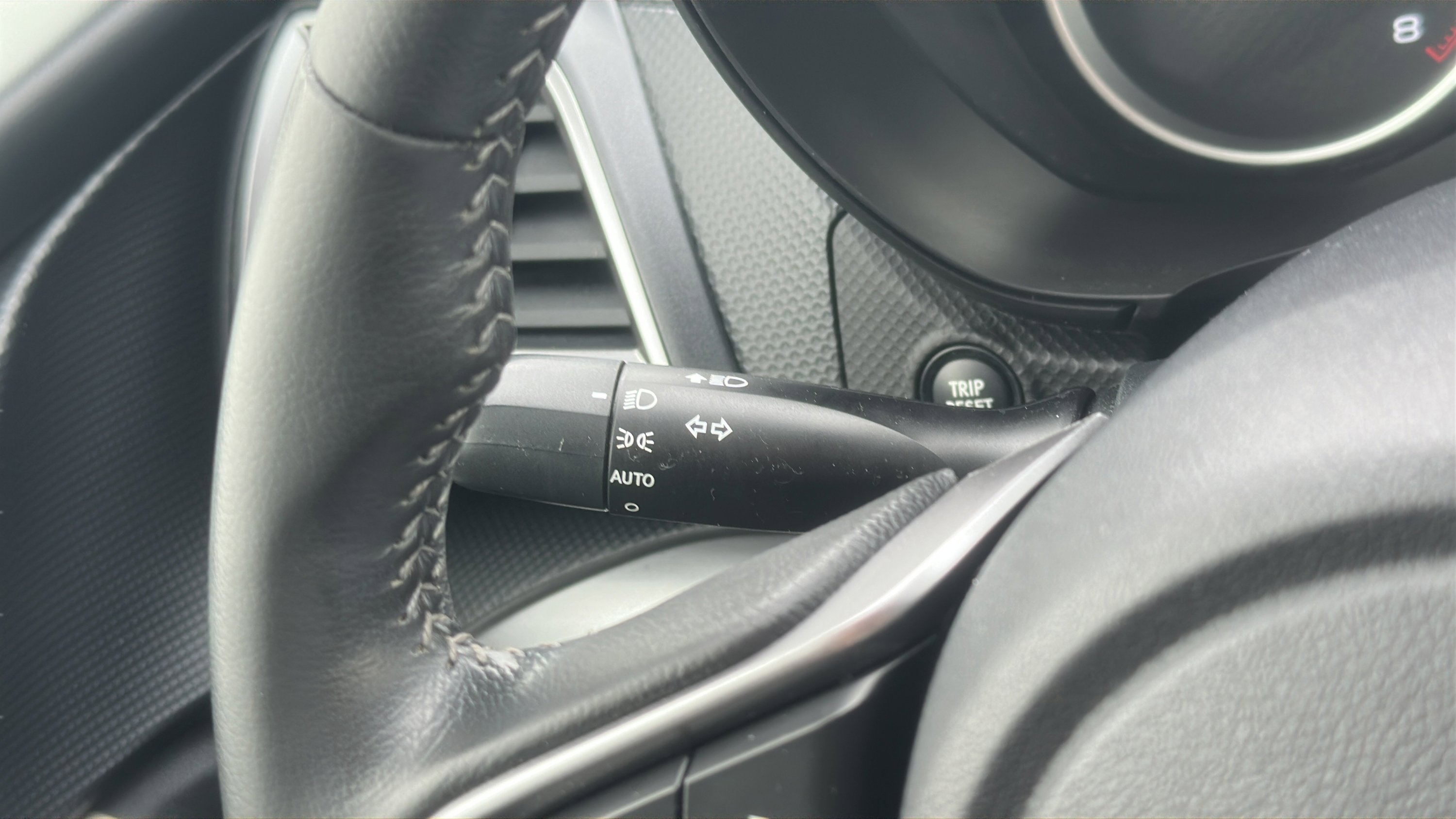 Used 2019 Subaru Forester Premium AWD/4WD image 13