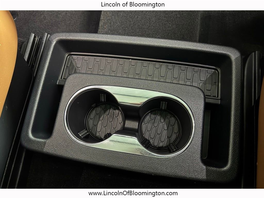 Used 2021 Lincoln Aviator Reserve w/ Equipment Group 210A AWD/4WD image 21