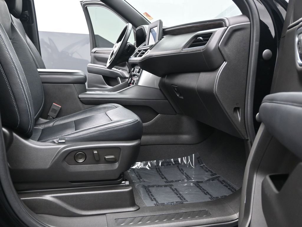 Used 2022 Chevrolet Tahoe LS RWD image 17