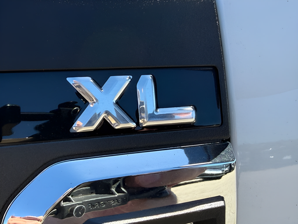 New 2025 Ford F250 XL w/ XL Chrome Package AWD/4WD image 21