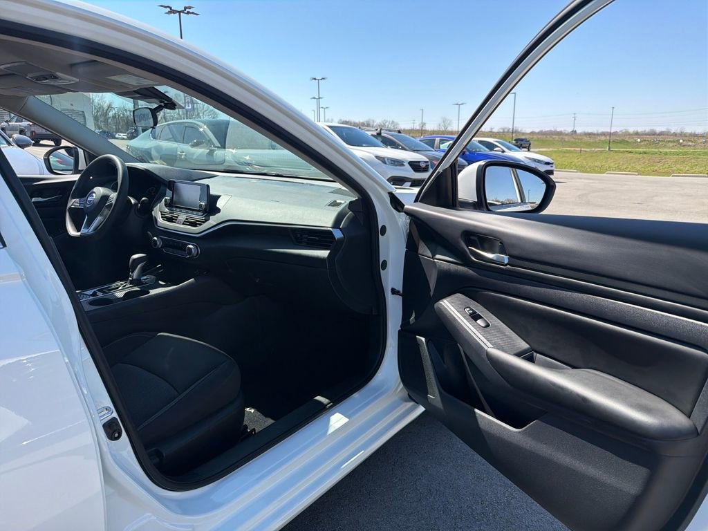 Used 2022 Nissan Altima 2.5 S image 31