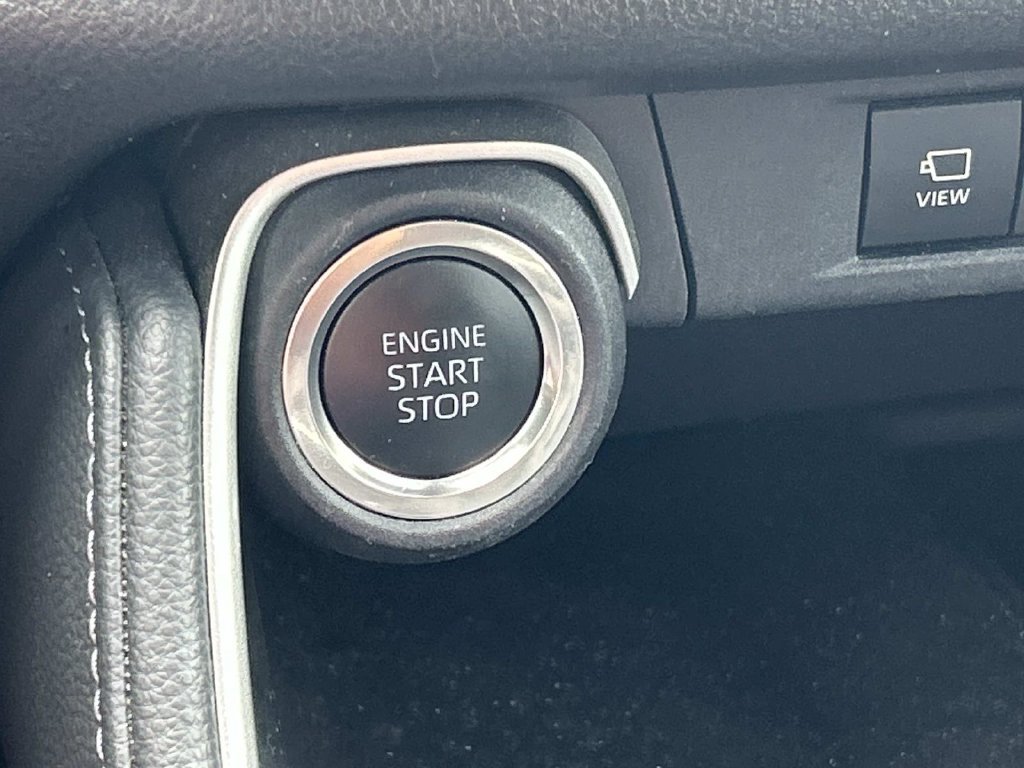Used 2025 Toyota Grand Highlander AWD image 21