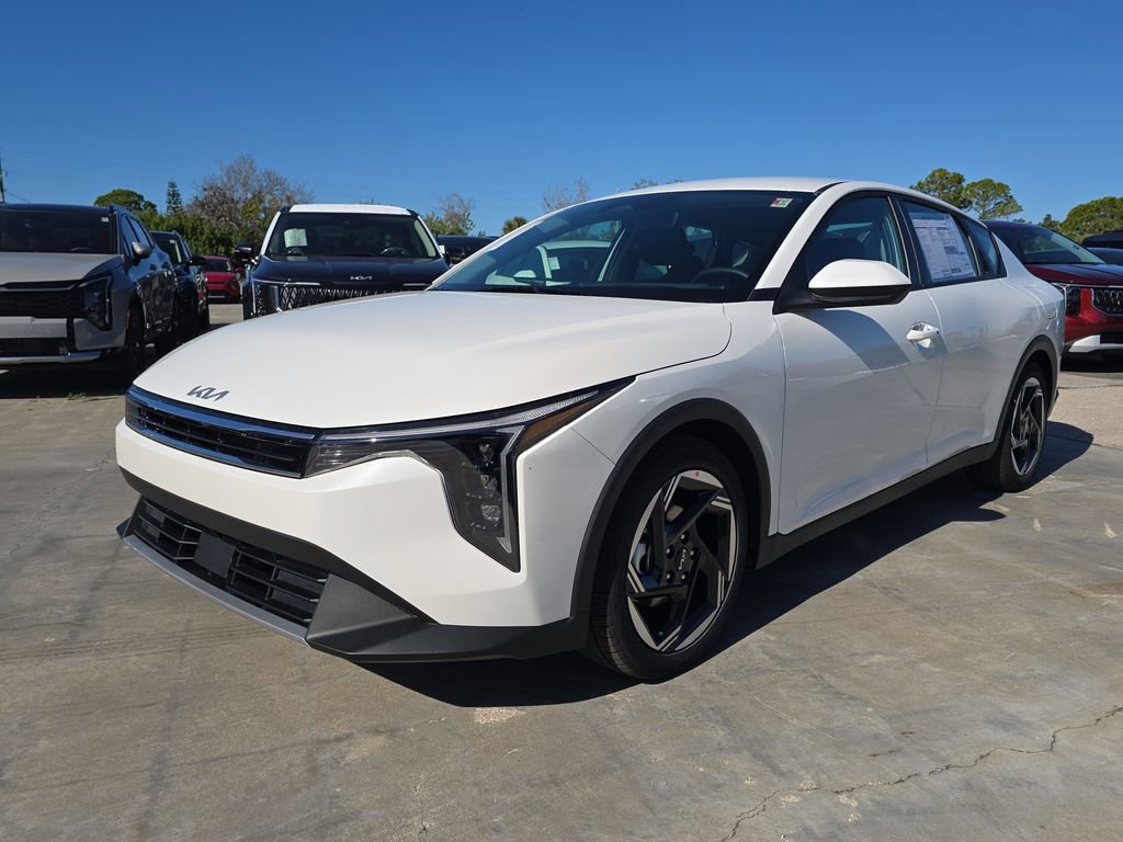 New 2026 Kia K4 EX FWD image 4