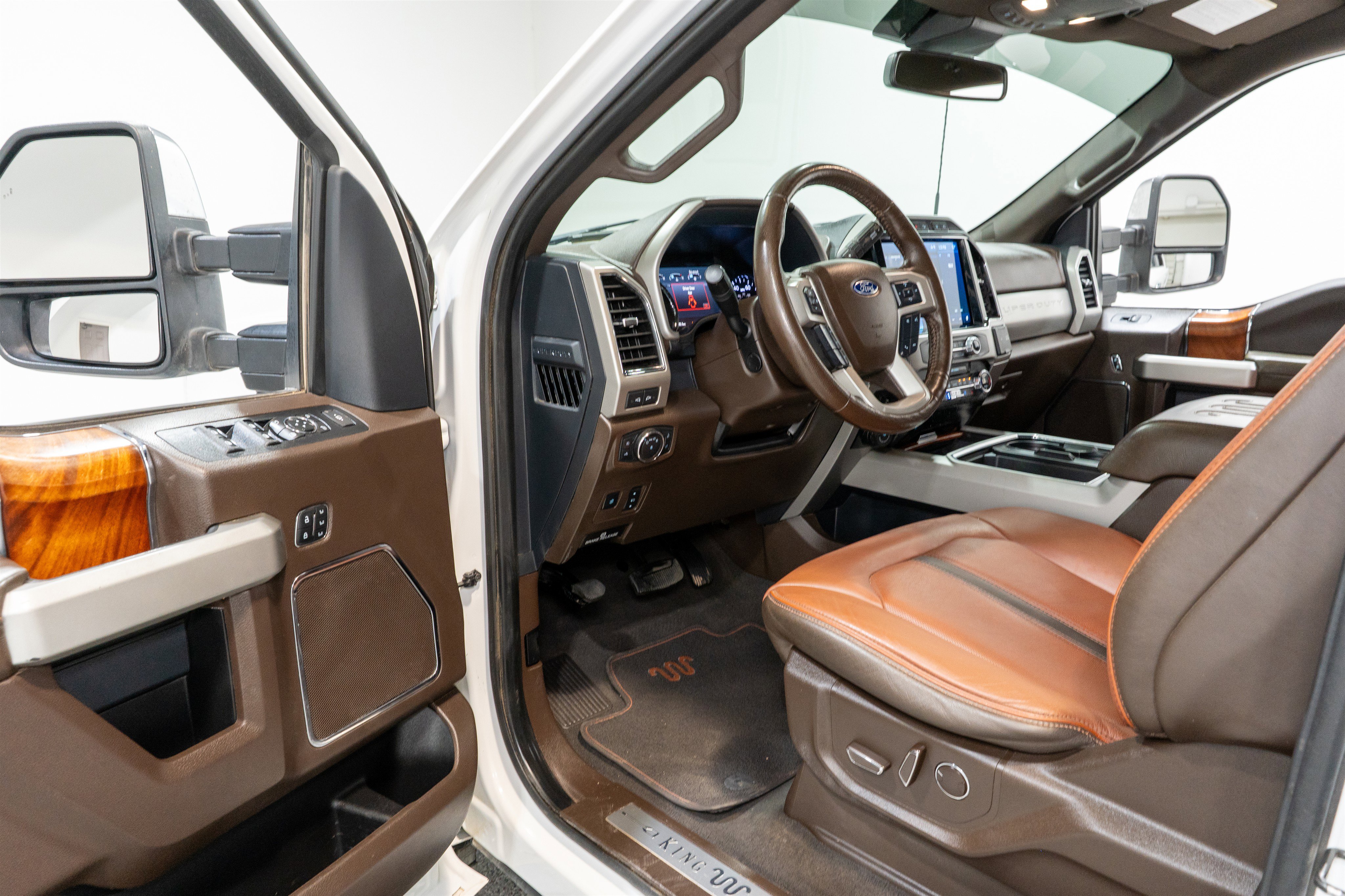 Used 2022 Ford F250 King Ranch w/ Chrome Package AWD/4WD image 14