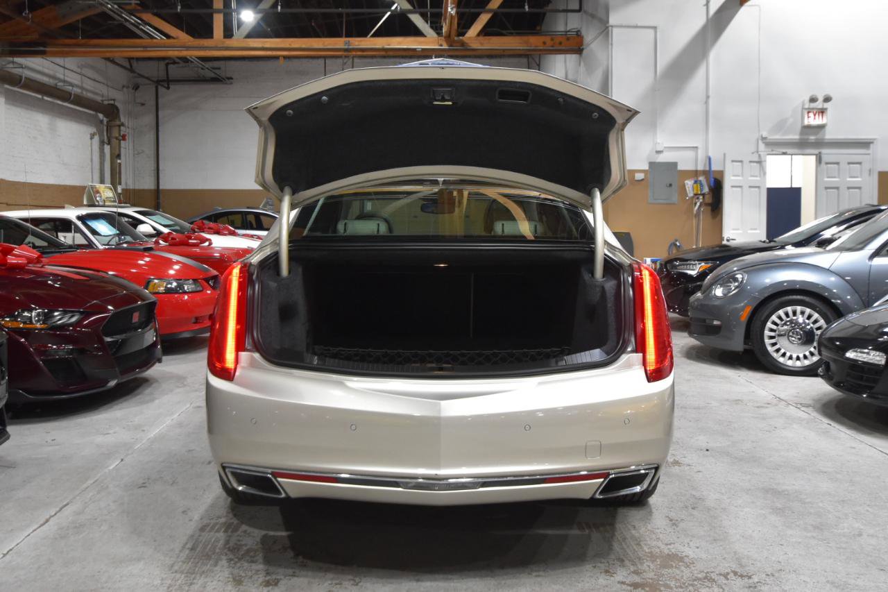Used 2013 Cadillac XTS Luxury w/ Driver Awareness Package FWD image 39