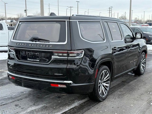 Used 2022 Jeep Grand Wagoneer Series III image 3