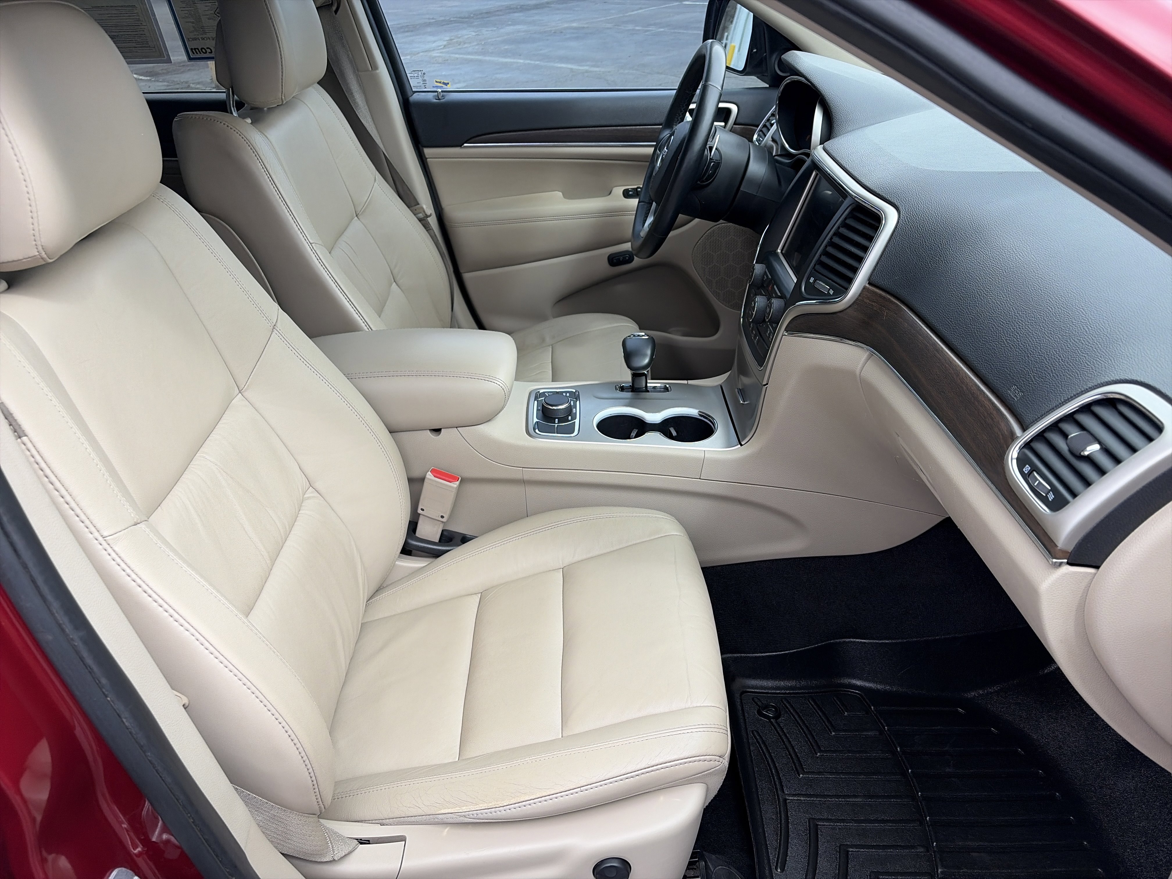 Used 2014 Jeep Grand Cherokee Limited image 27