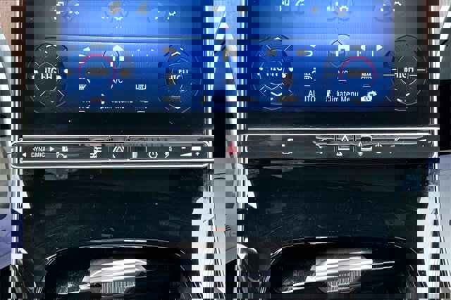 Used 2025 Mercedes-Benz C 300 C 300 image 18