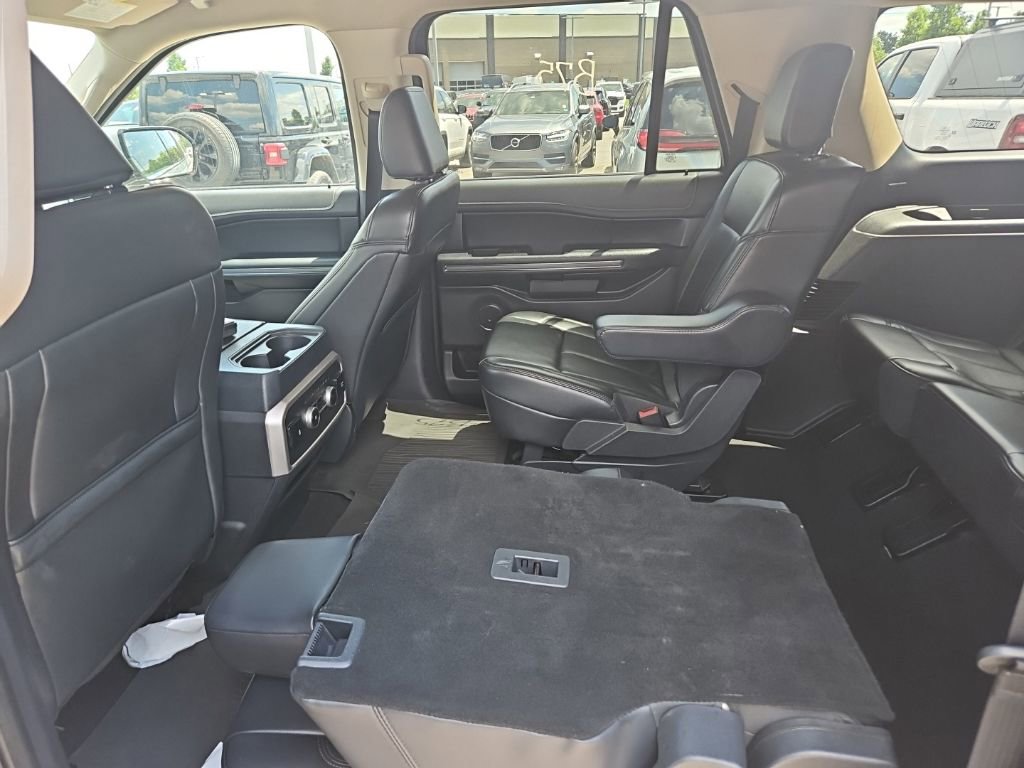 Used 2024 Ford Expedition Max XLT AWD/4WD image 15
