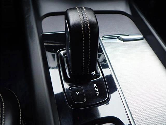 Used 2021 Volvo XC60 T8 Polestar image 25