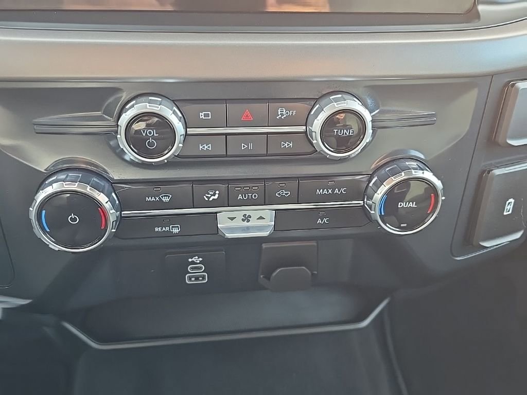 Used 2025 Ford F150 XLT w/ Equipment Group 301A Standard image 16