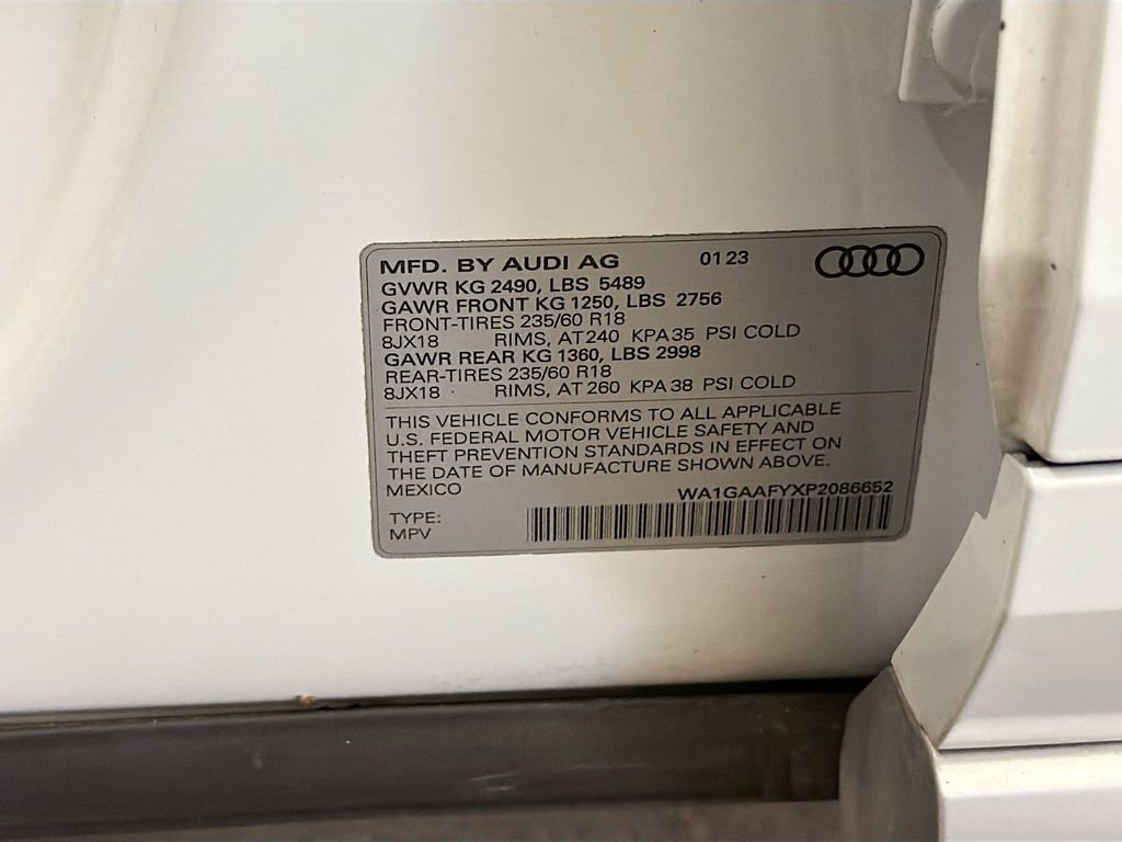 Used 2023 Audi Q5 2.0T Premium w/ Convenience Package image 31